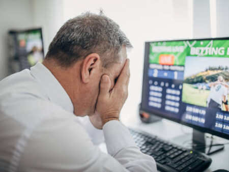 How to Avoid Scam Betting Sites in Nigeria